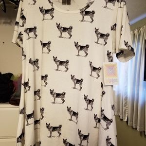 Brand New Lularoe Perfect T